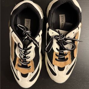 Steve Madden Black and Tan Chunky Sneakers